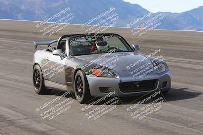 media/Jan-28-2024-SCCA SD (Sun) [[95d197e79e]]/1-Advanced Group/Session 2 (Bowl)/